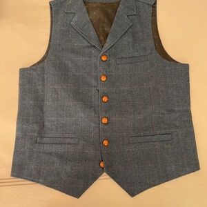 Men's Navy Vest with Brown Buttons-Large-46”-Brand New! Never worn.